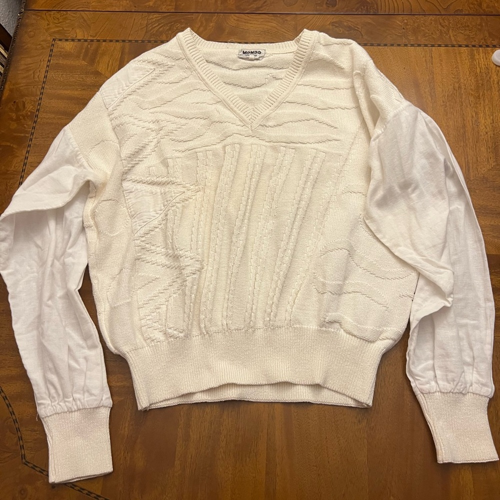 VINTGE MONDO ITLIAN sweaters for women, size L, cream colors